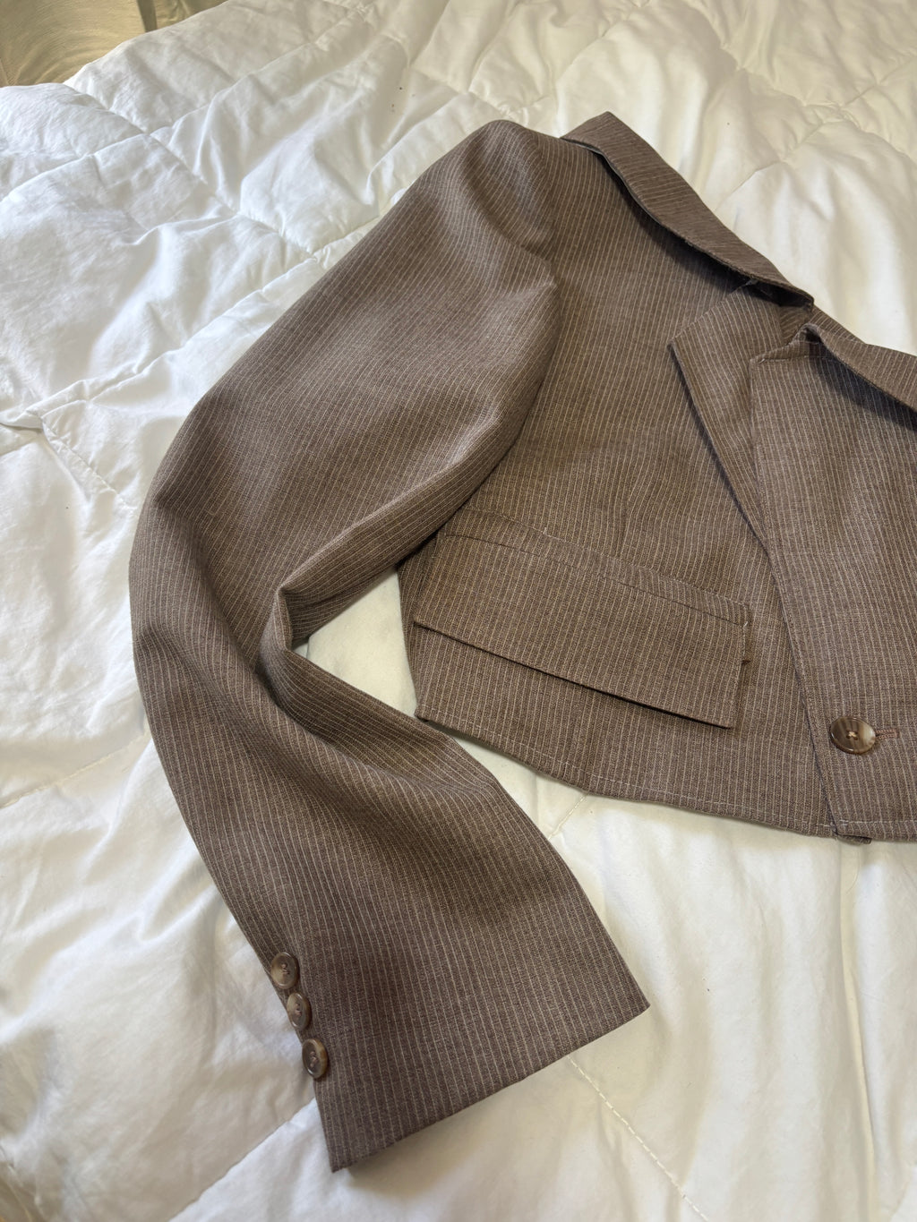 The Offset Blazer - Beige Pinstripe