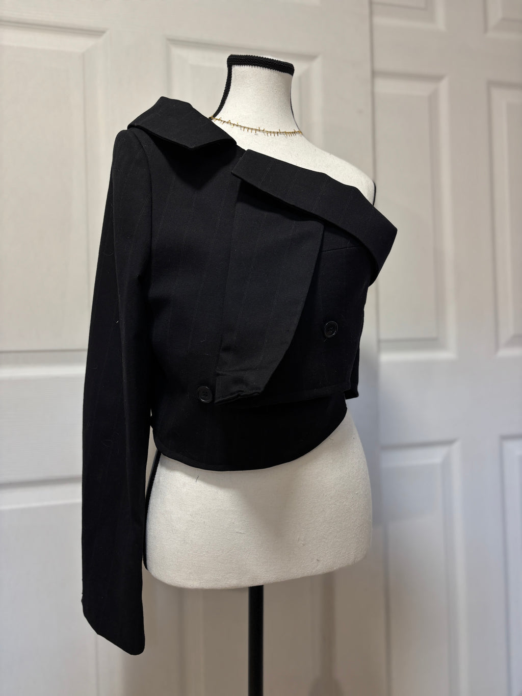 The Offset Blazer - Black